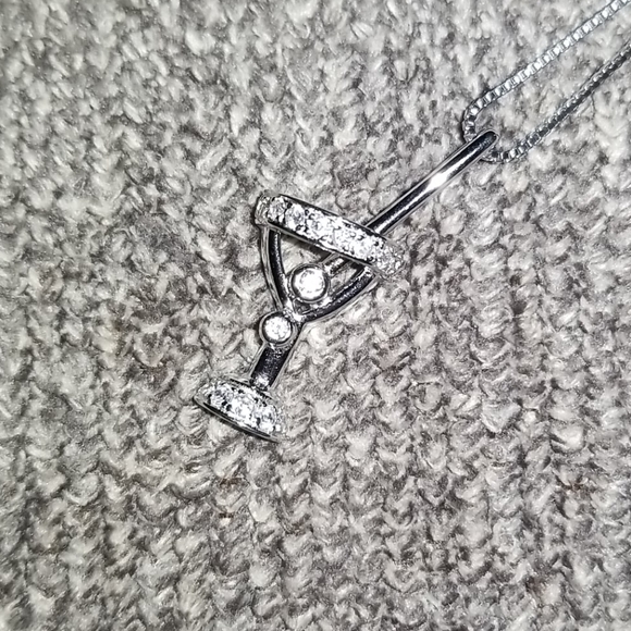 Solid 925 SS w/ Platinum Overlay Martini Necklace - Picture 6 of 10